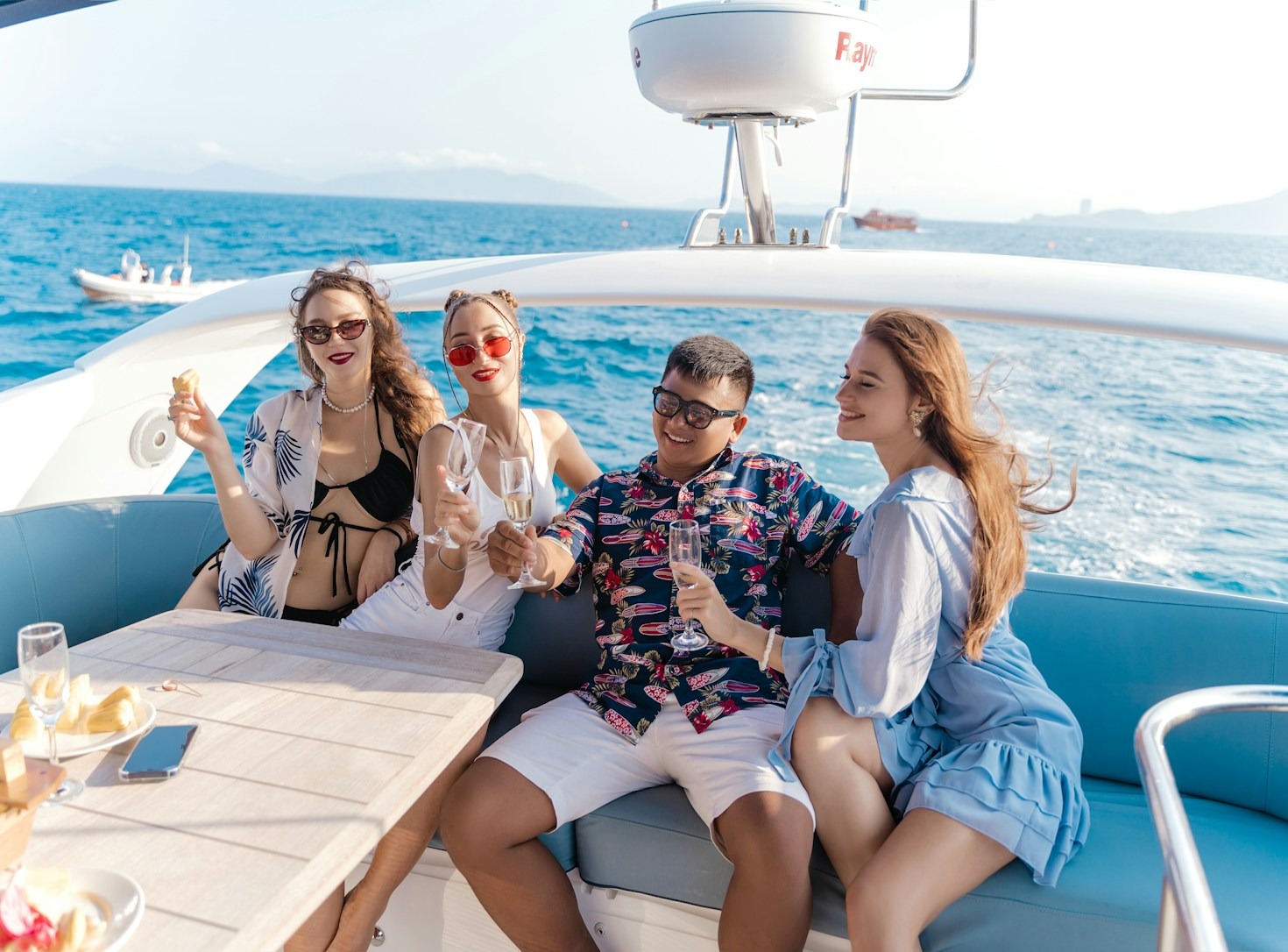 Planning The Perfect Fireworks Cruise Experience
